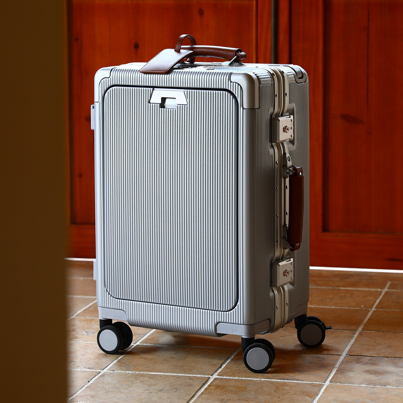 Koper Troli Berkapasitas Besar - Aluminum Frame Carry On Luggage ulasan dan harga
